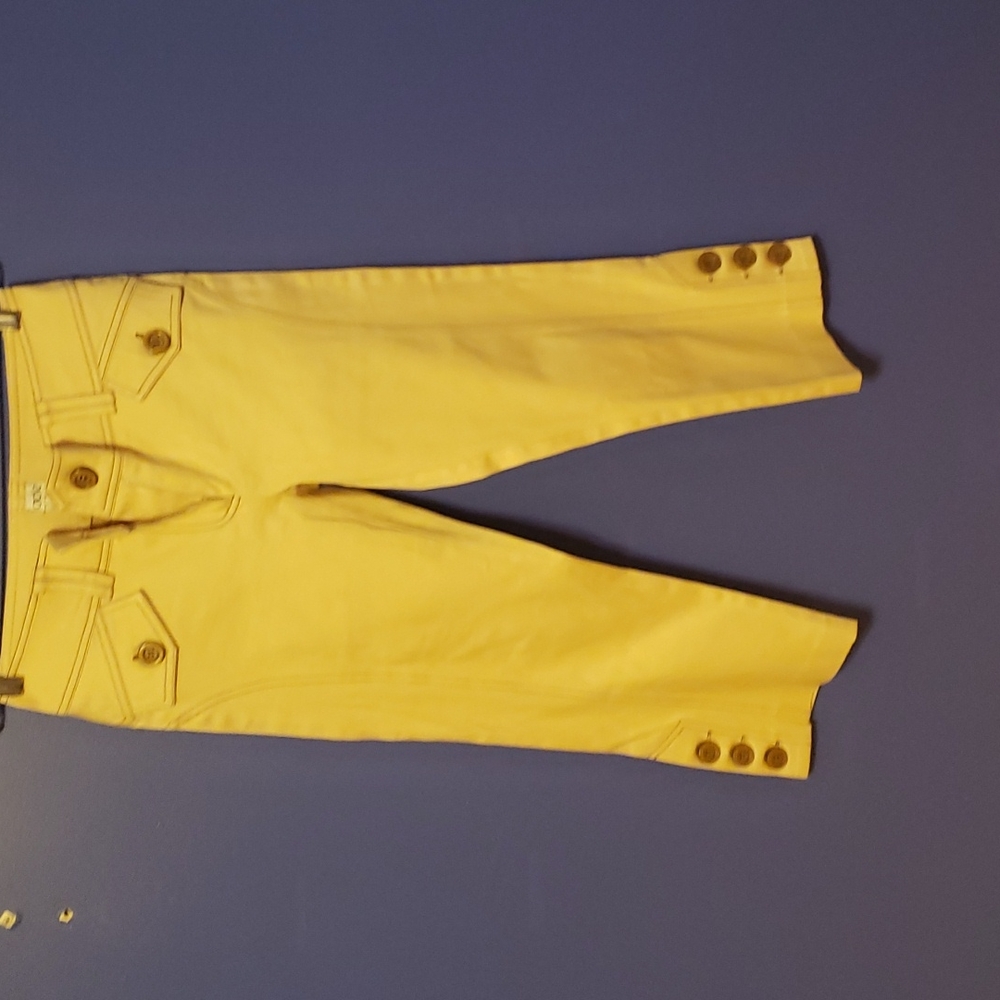 Cache capri pants khaki size 4